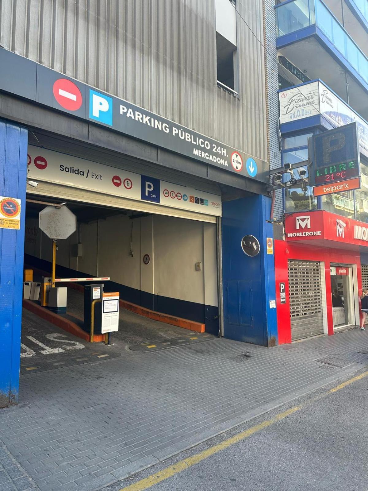 Centralmar Centro Superior Apartaments Μπένιντορμ Εξωτερικό φωτογραφία